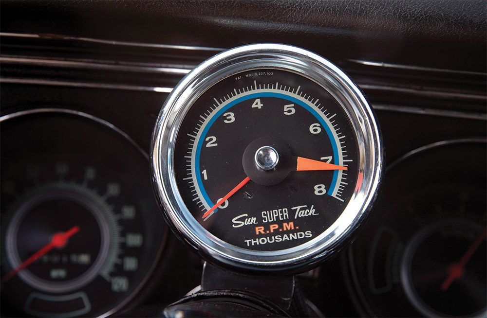 Grady Burch’s Super-Rare 396 Chevelle 300 Deluxe SS RPM gauge