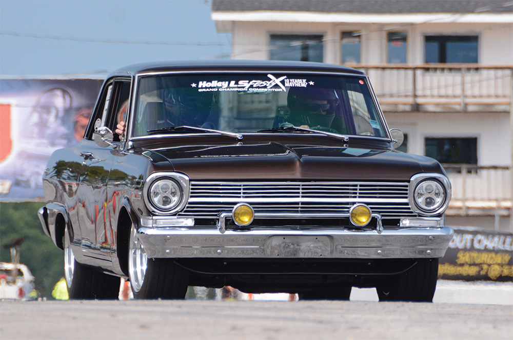 Dave and Crystal Kaveshan’s 1962 Chevy II front grill