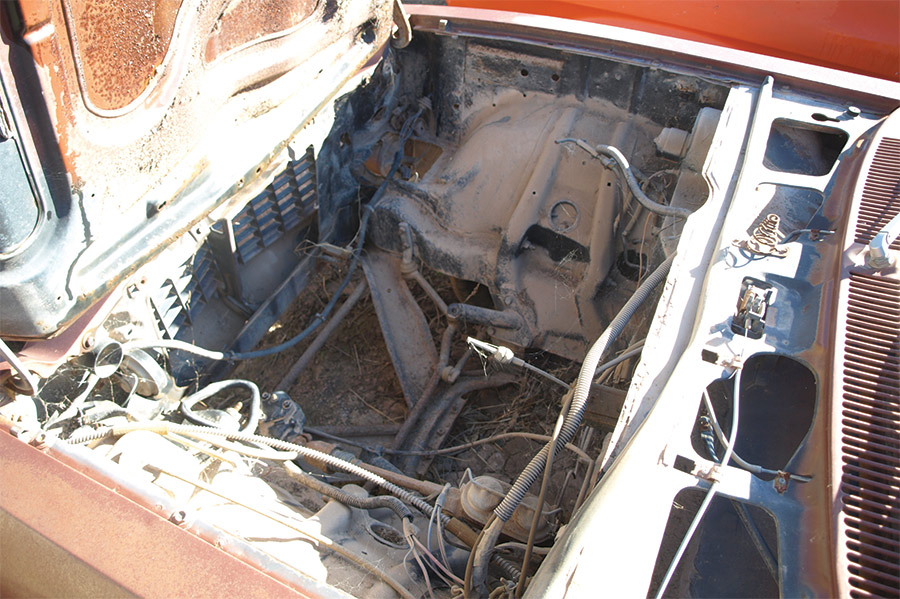 Kammback station wagon engine closeup