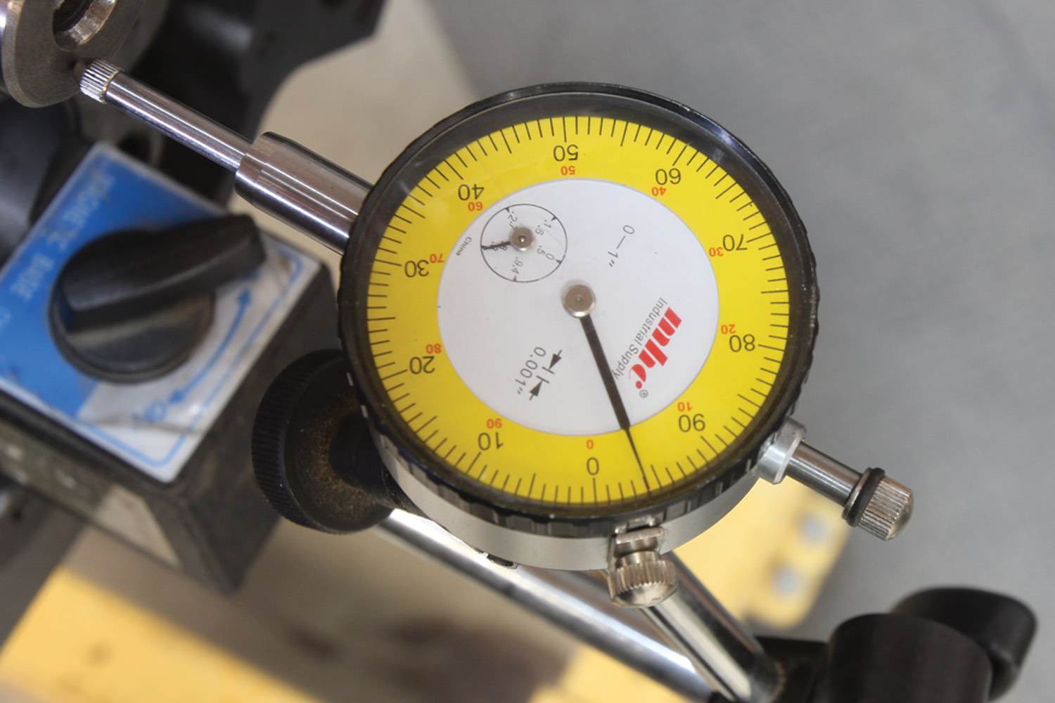 close up of the dial indicator showing the current clearance measurement