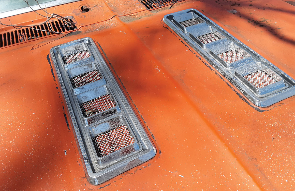 Camaro “ice tray” hood vents