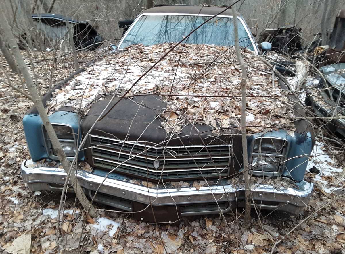 Front end of 1976 Monte Carlo