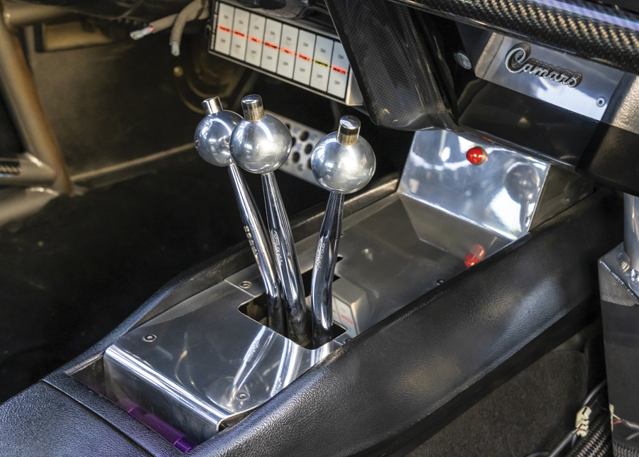 '69 Camaro SS gear shifter