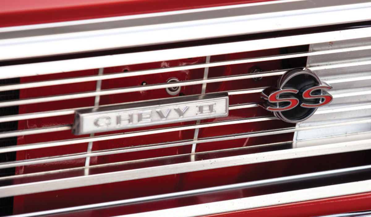 1966 Chevy II's badge