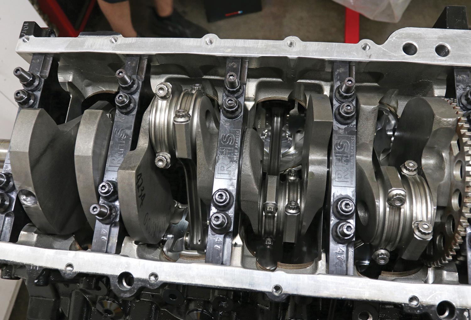 close view of the rotating assembly in the block