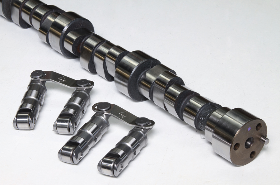 In addition to the displacement difference, this modern ZL1 varies the most from the original with a hydraulic roller camshaft and complementing valvetrain. It’s a Howard’s camshaft, with 0.578/0.617-inch lift, 230/234 degrees duration, and a 110-degree lobe separation angle on a 108.5-degree centerline. It’s a comparatively mild cam, but one that still contributes to exceptional low-rpm torque production. The roller lifters are from Gaterman. 