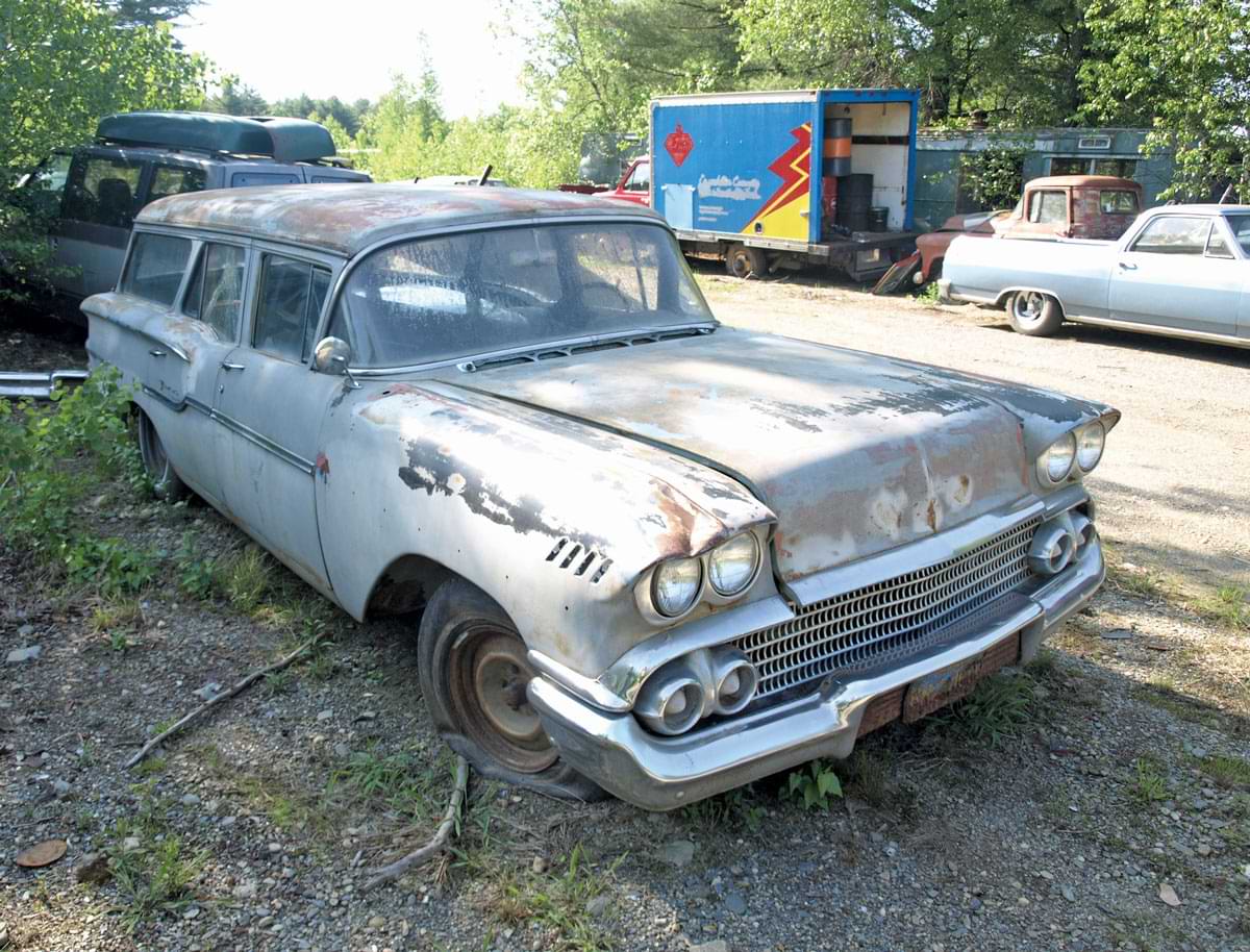 Riding on Chevy’s totally new, all coil spring, X-frame chassis, this four-door ’58 Chevy is a Yeoman station wagon