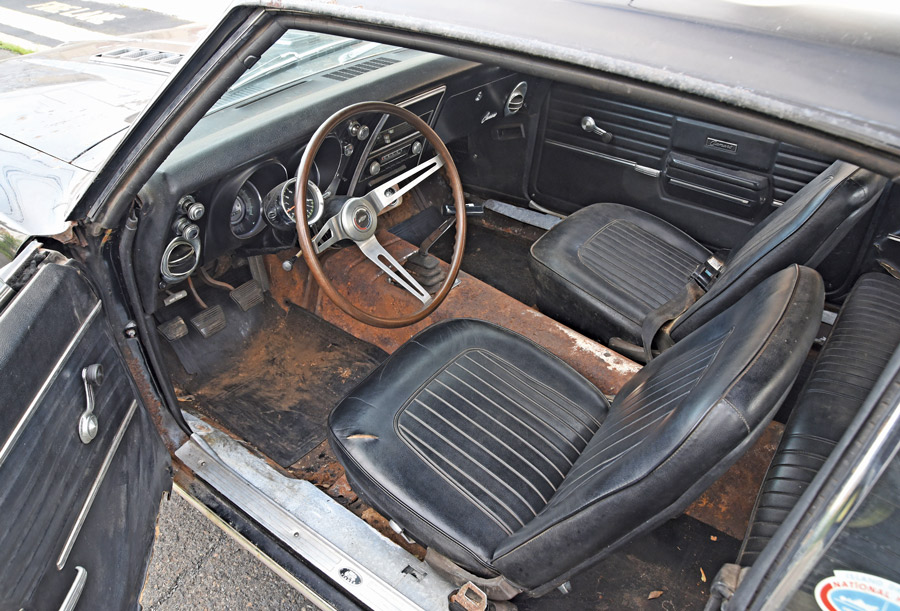 rusty interior of 1968 Camaro