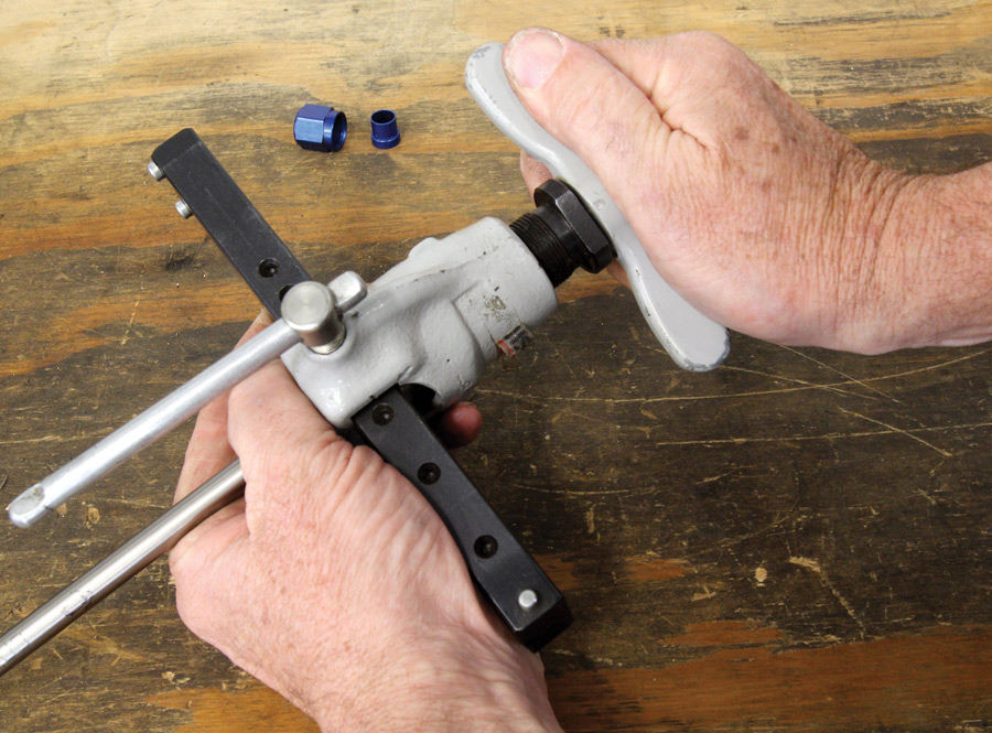 This Rigid eccentric tool is great for making single flare, 37-degree AN fittings. 