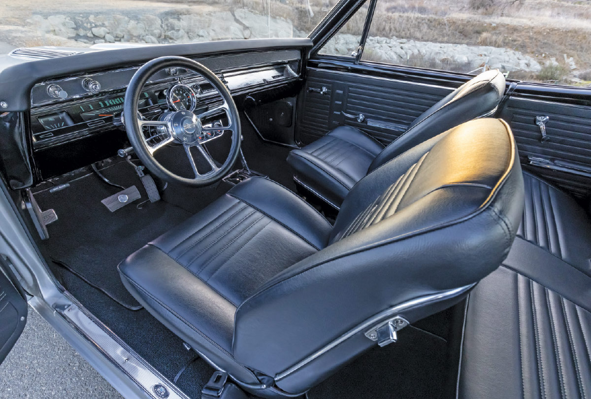 ’67 Chevelle's interior