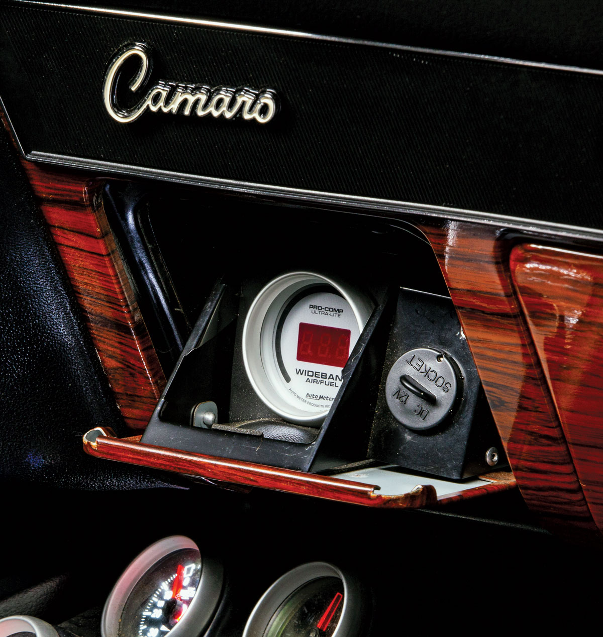 ’69 Penske “Blue Maxi”–Inspired Camaro Air Fuel gauge