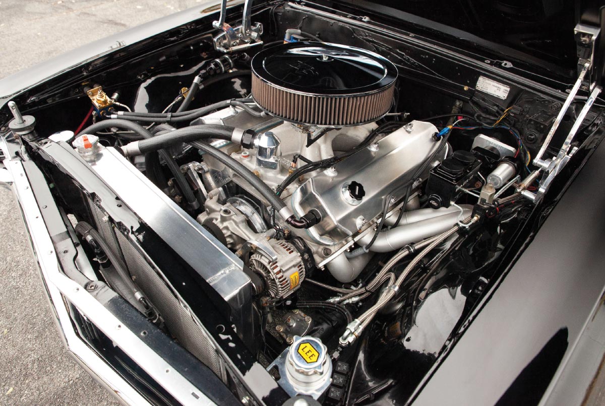 ’67 CHEVELLE's engine