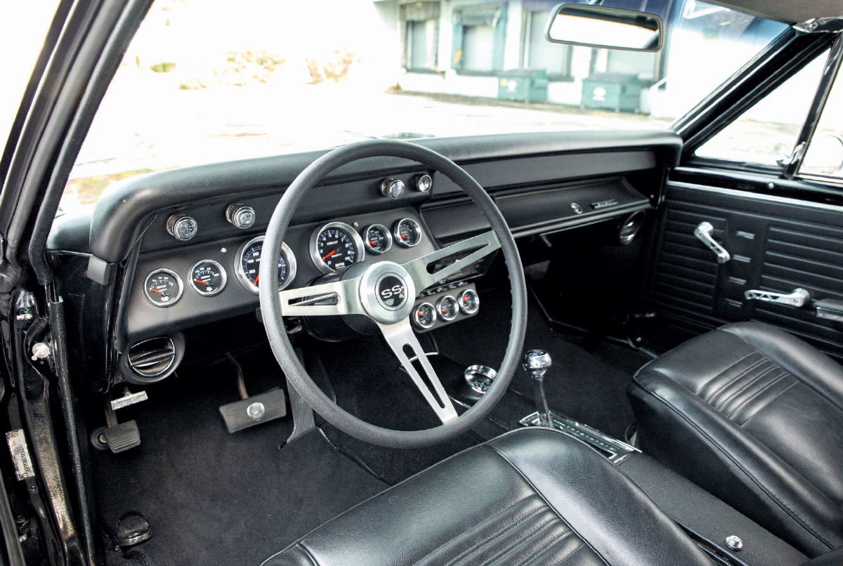 ’67 Chevelle's interior