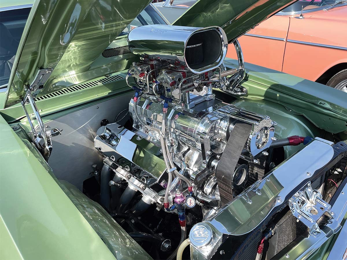 chevy engine with blower