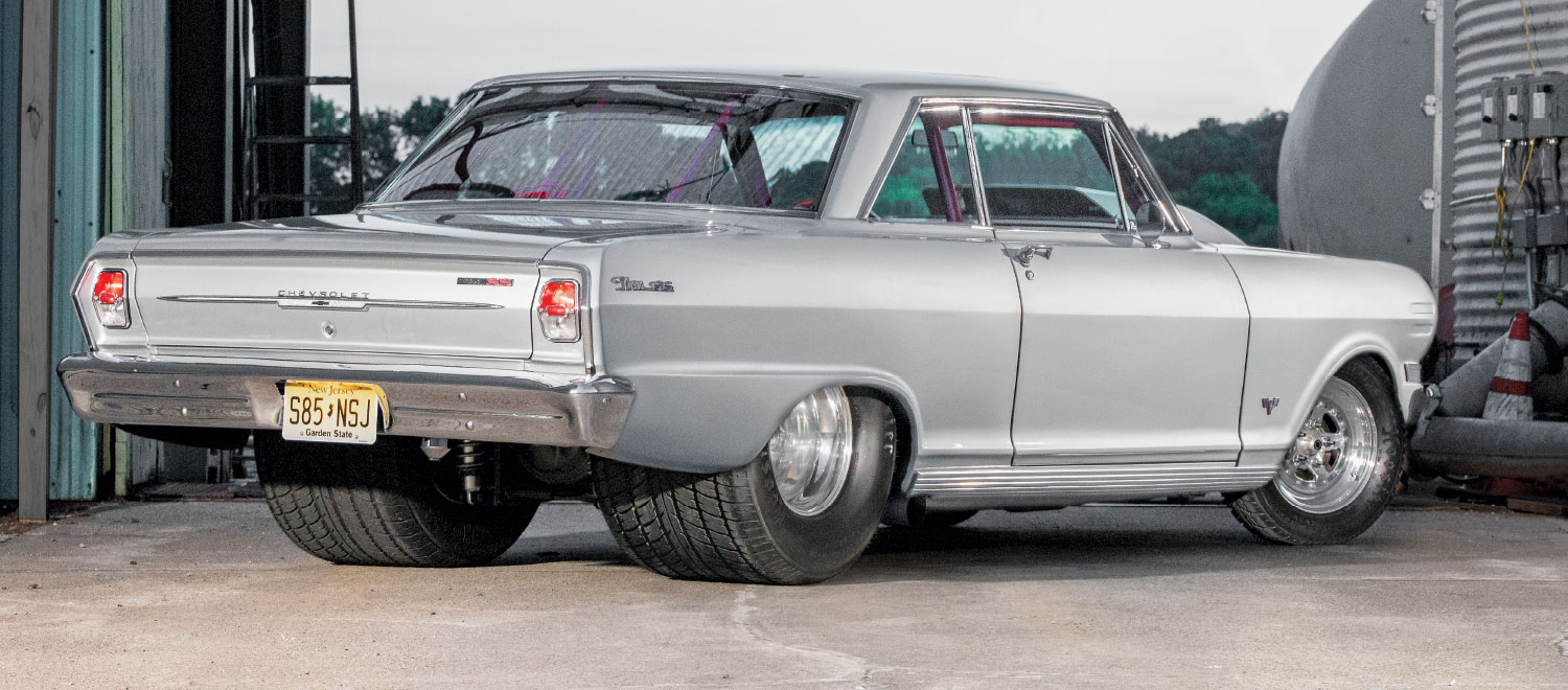 1963 Chevy Nova's side view