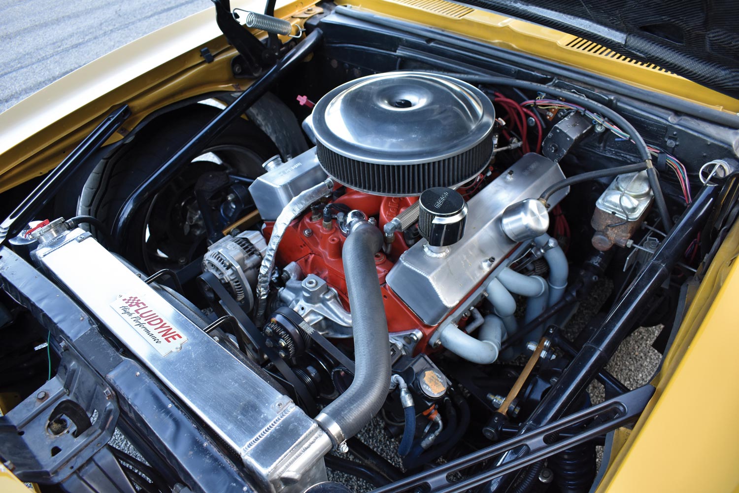 ’68 Camaro's engine