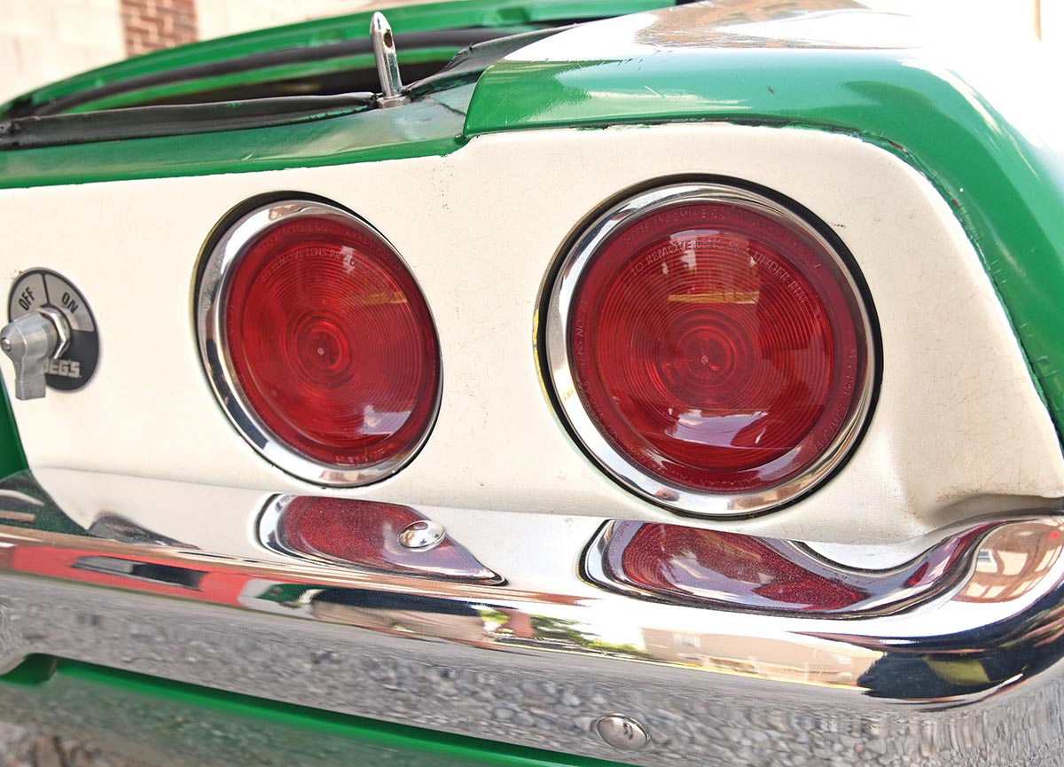 1972 Chevy Camaro's rear lights