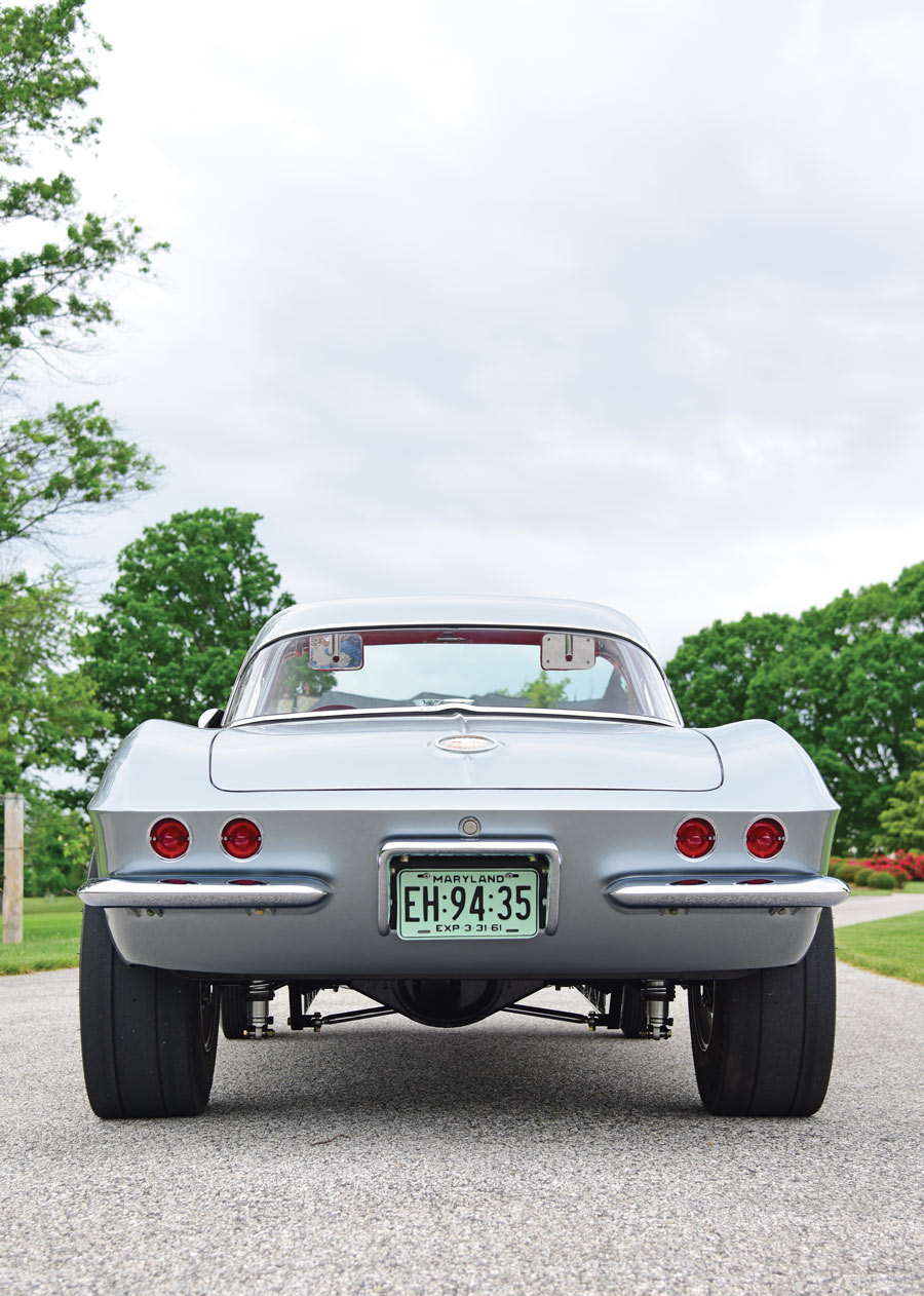 rear of a '61 Corvette