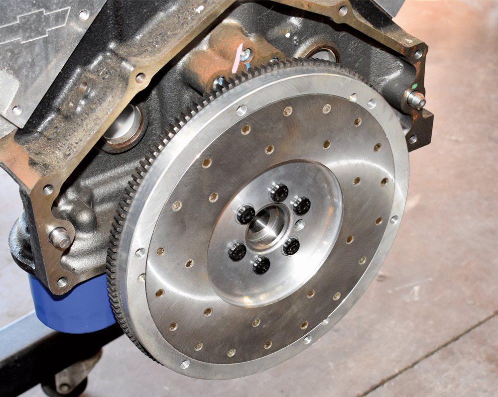 Flywheel on transmission