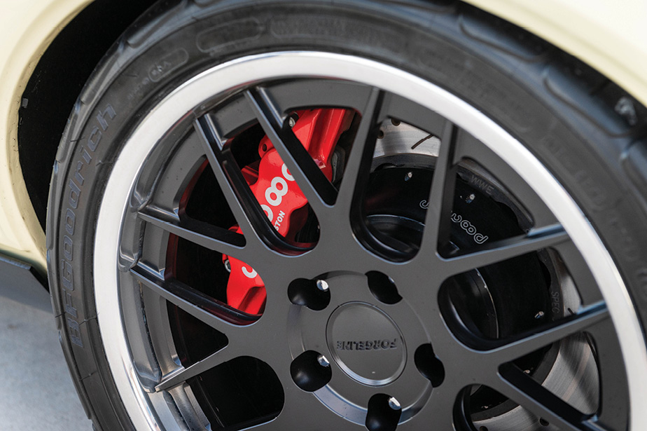 wheel view of '67 Camaro