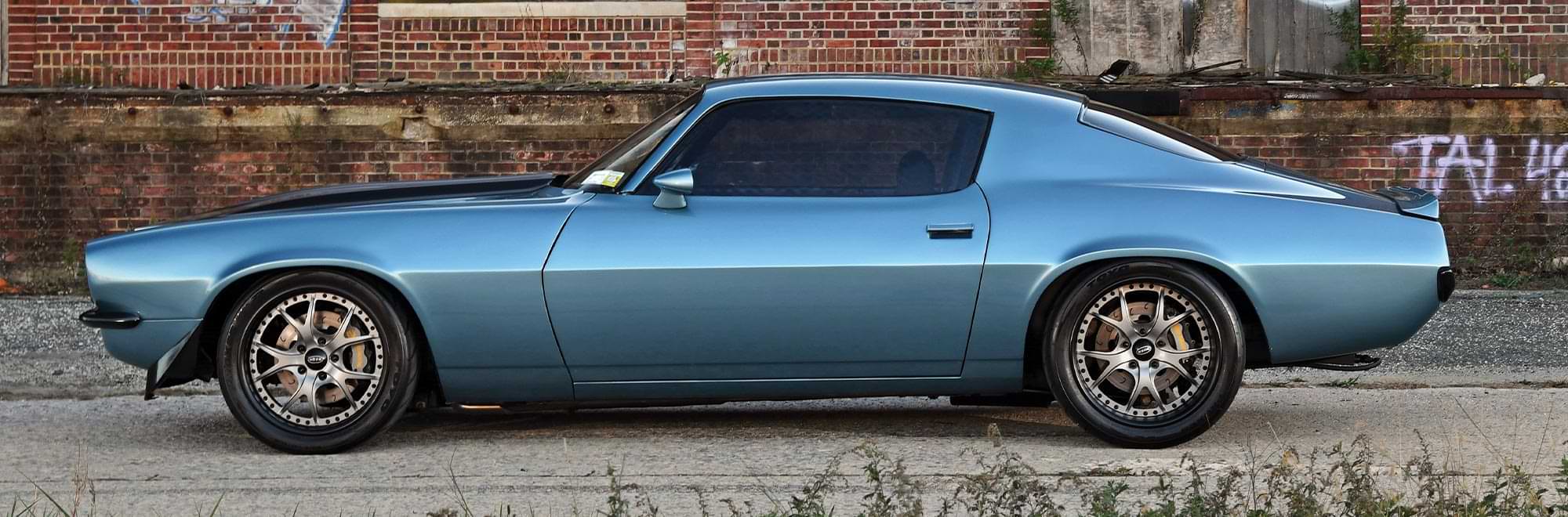 driver's side profile view of the ’71 Camaro Pro Tourer