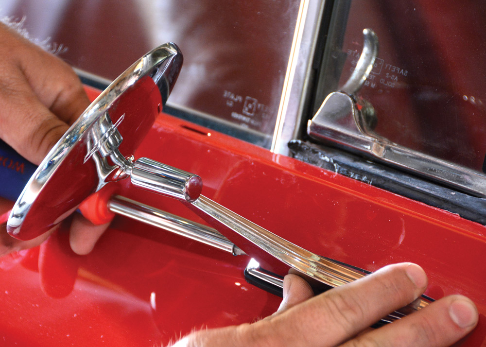 chrome rear view mirror