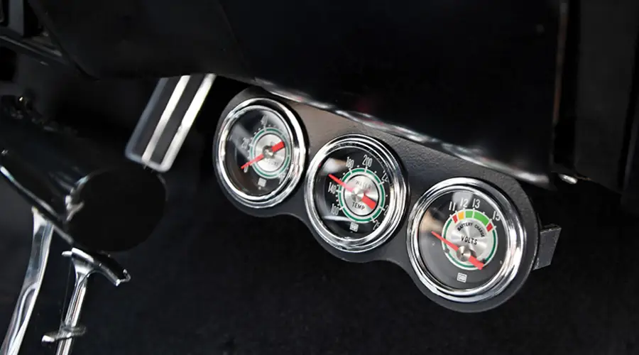 view of interior of '70 Nova
