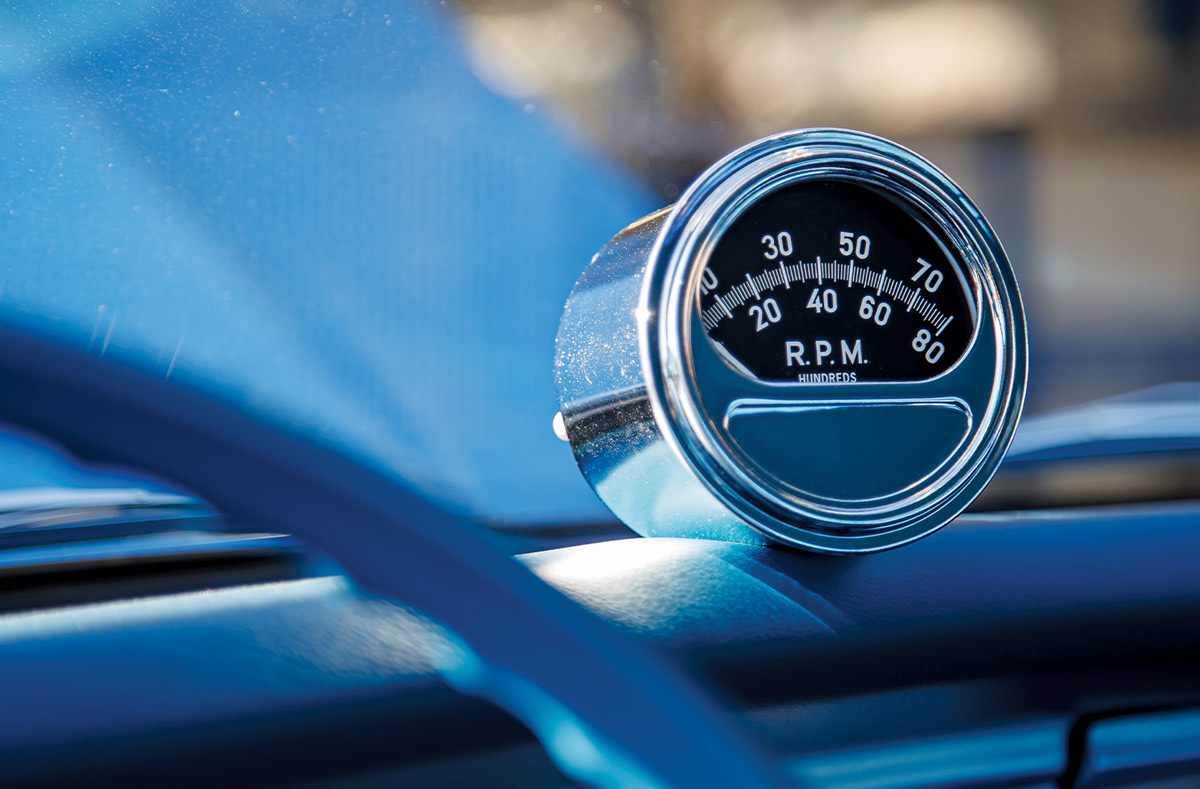 close view of the R.P.M. gauge on the ’67 Nova SS