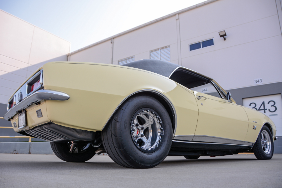 rear wheel view of ’67 Camaro