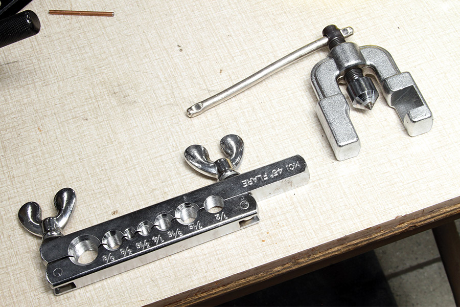 hydraulic hand tool from Harbor Freight