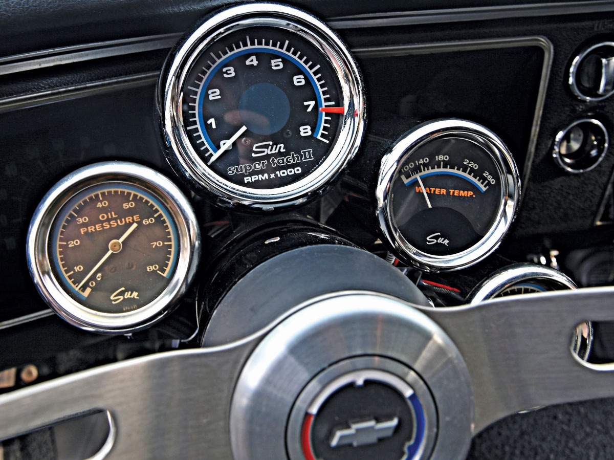 dashboard of '68 chevelle