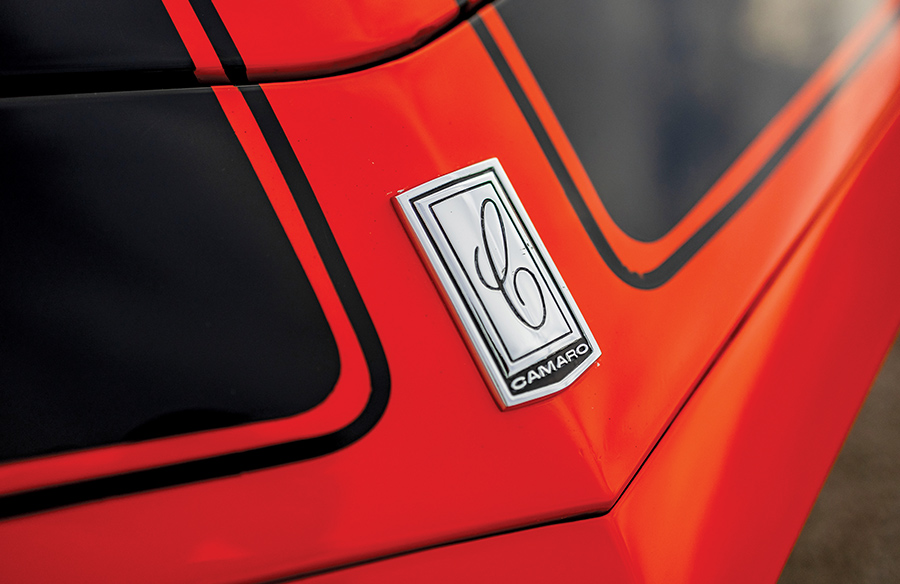 closeup of logo on '70 Camaro
