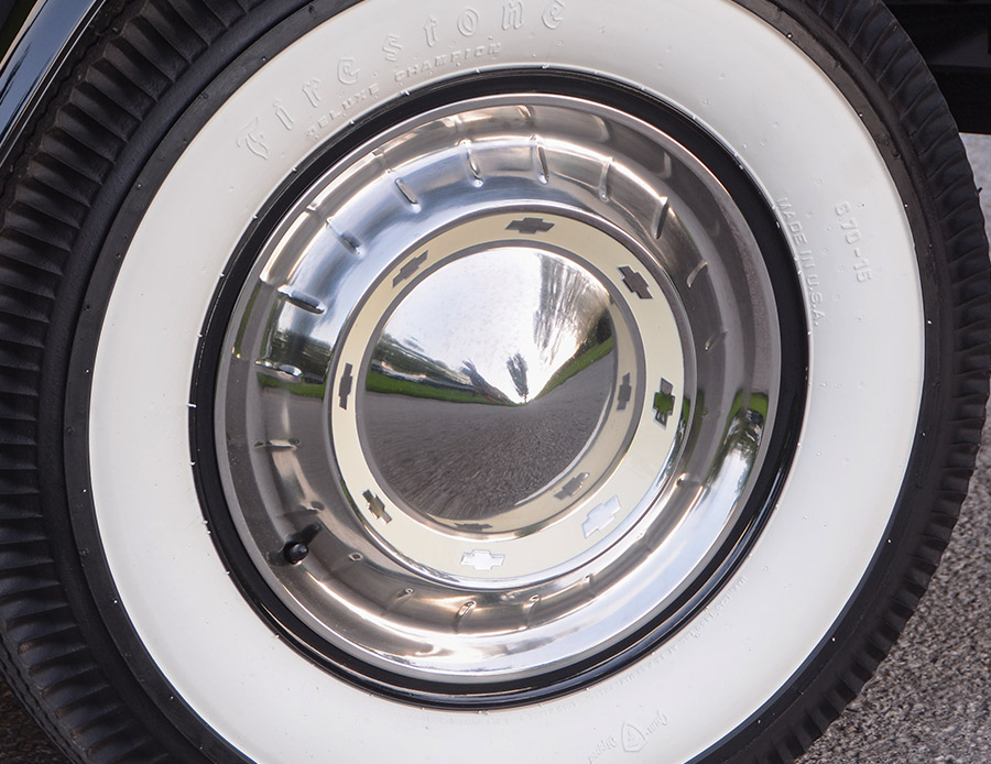 hubcap on a Chevrolet car