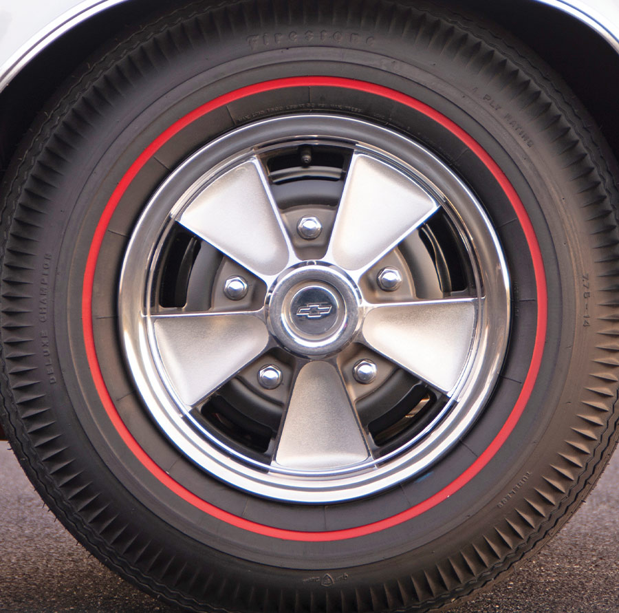 hubcap on a Chevrolet car