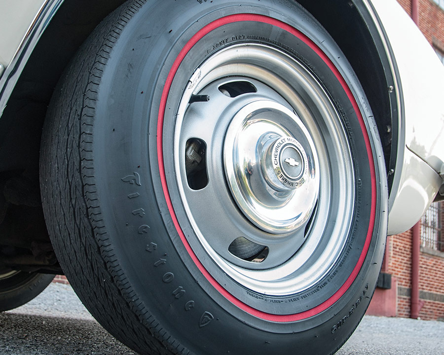 hubcap on a Chevrolet car