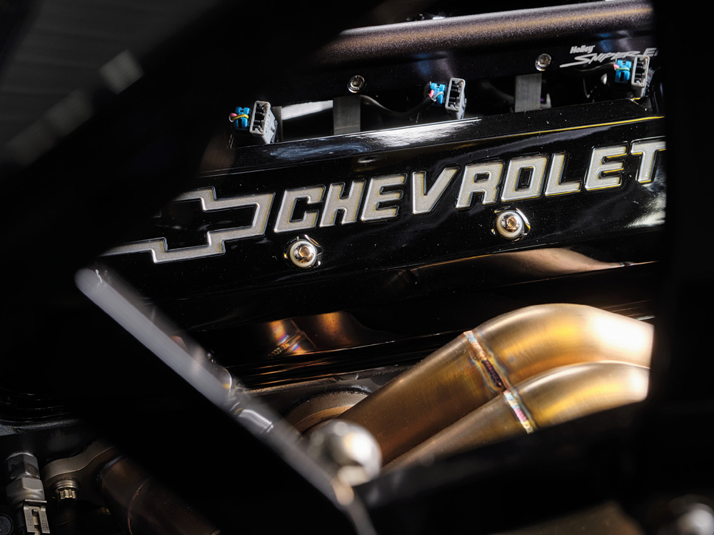 close up of Chevrolet logo