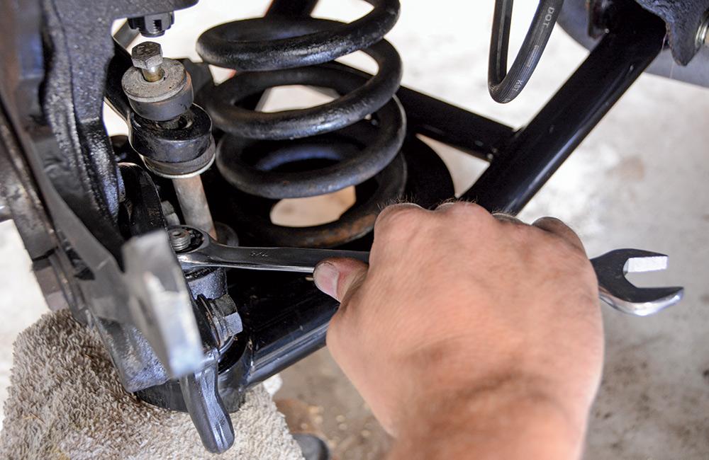 The CPP kit comes with new castle nuts and cotter pins for the ball joints