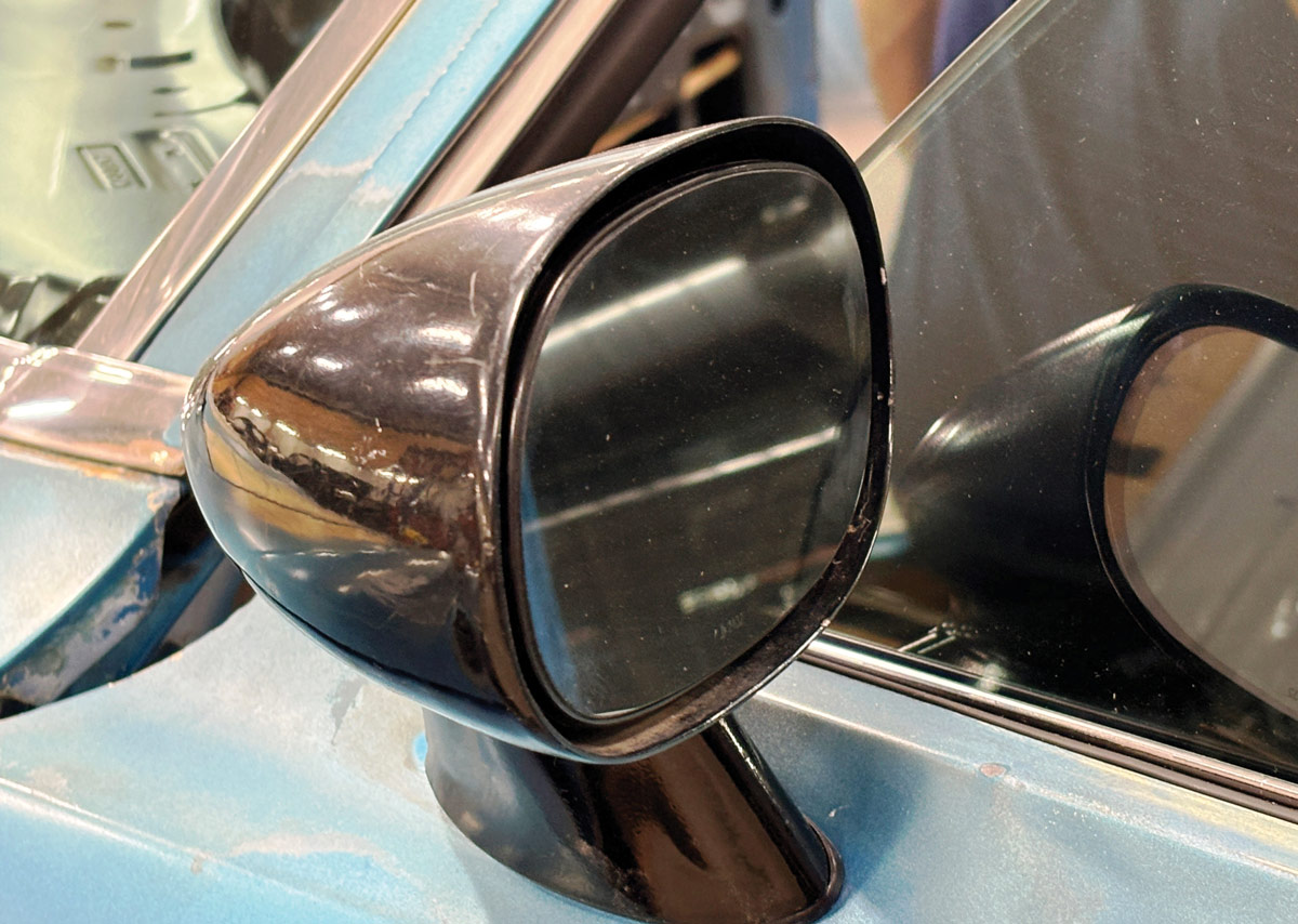 fixed mirror installation