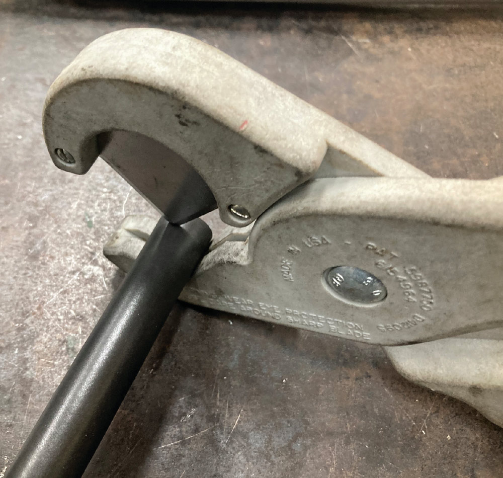 pipe cutter tool used for precision cuts on fuel line tubing