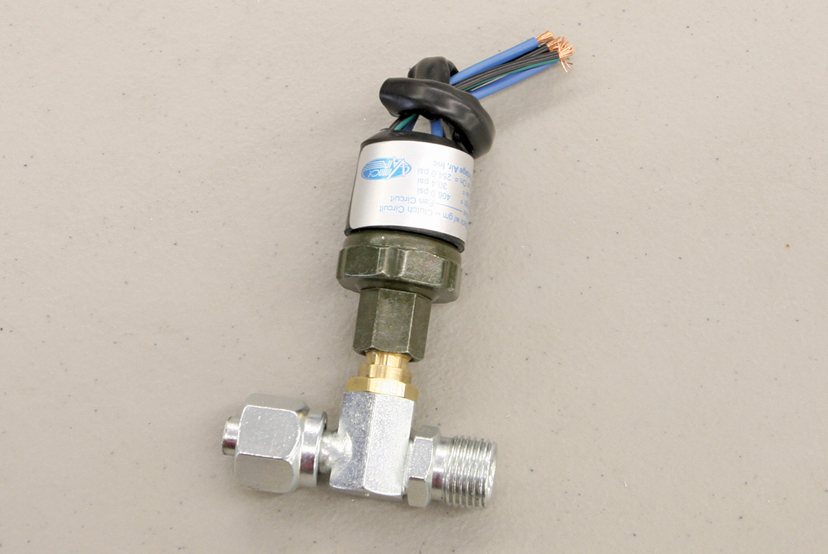 Pressure switch and fitting for the AC system before installation
