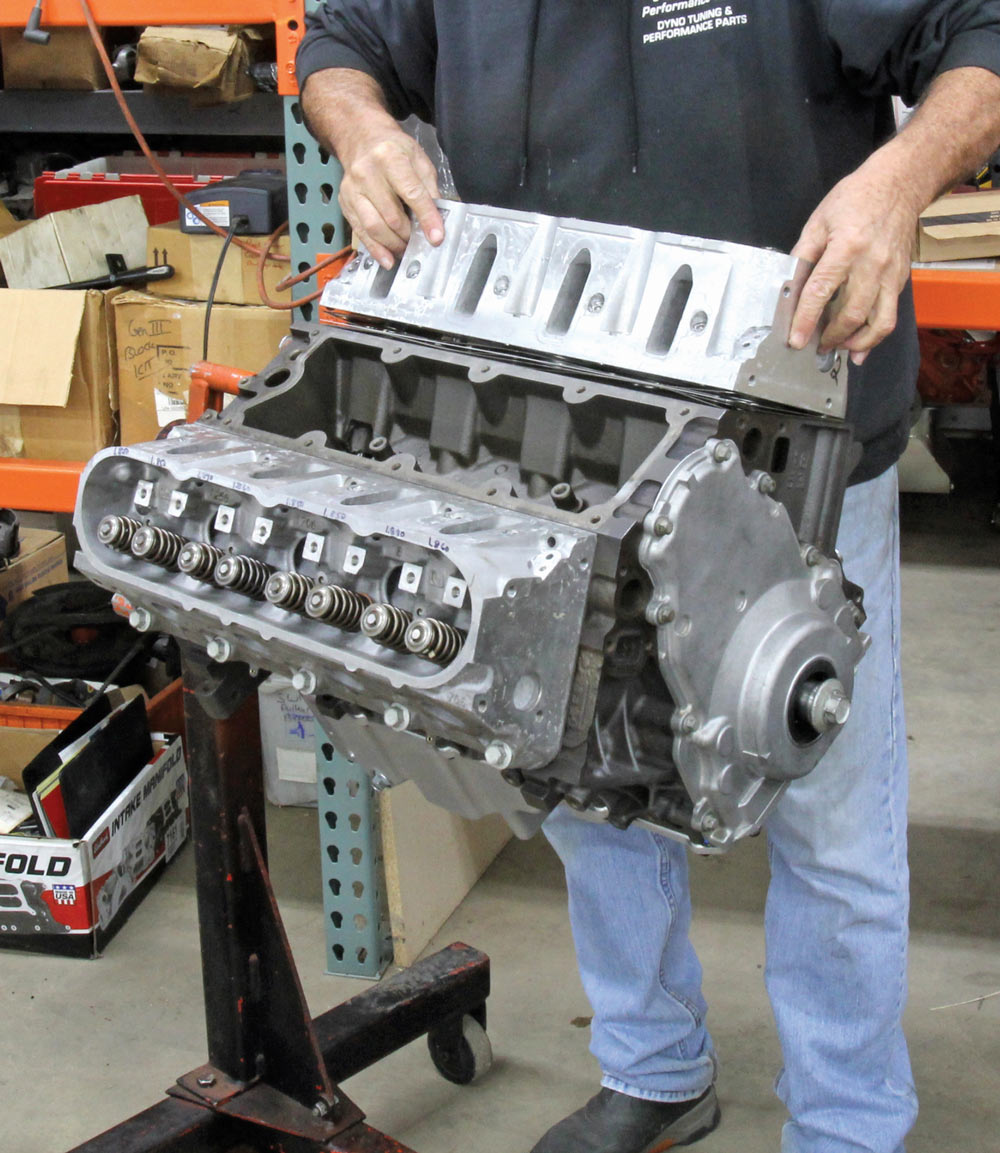 LS engine assembly exposed valvetrain components rocker arms