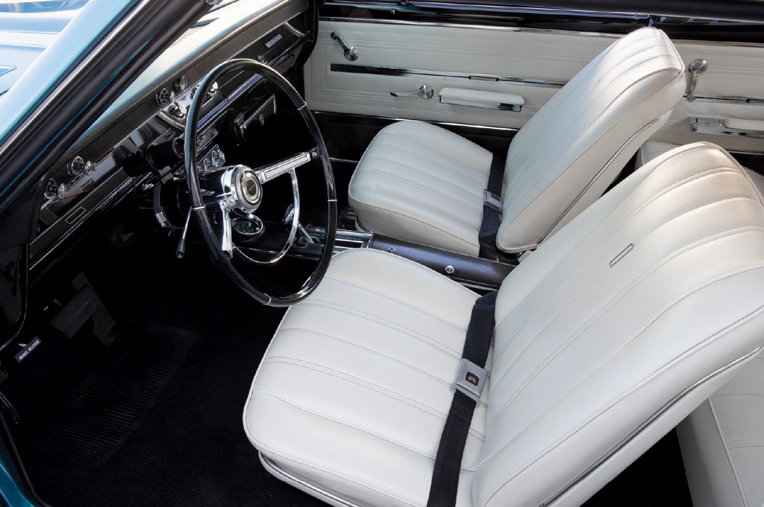 white leather front seats of 1966 Chevelle