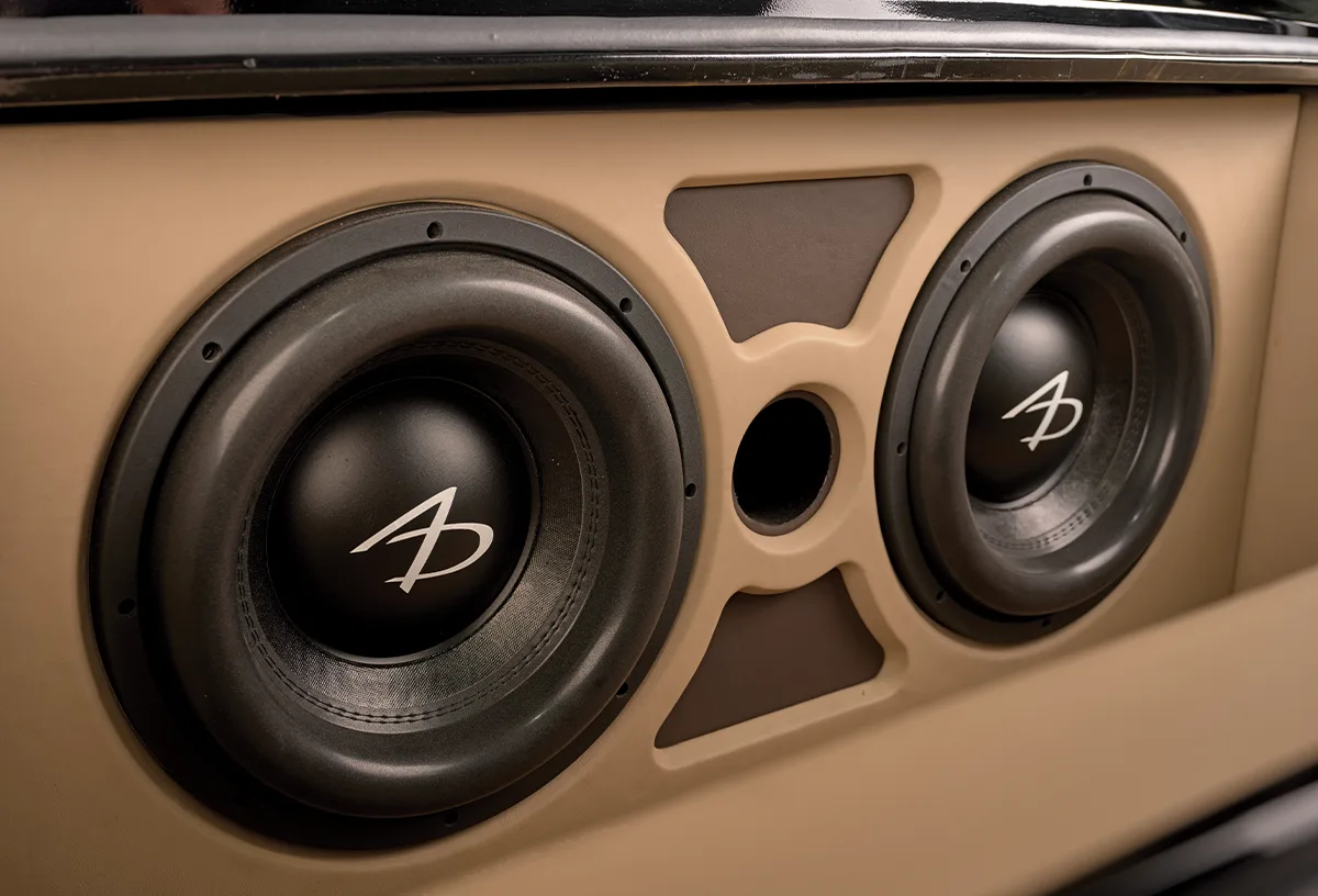 1969 camaro dual audio dynamics subwoofers custom trunk enclosure