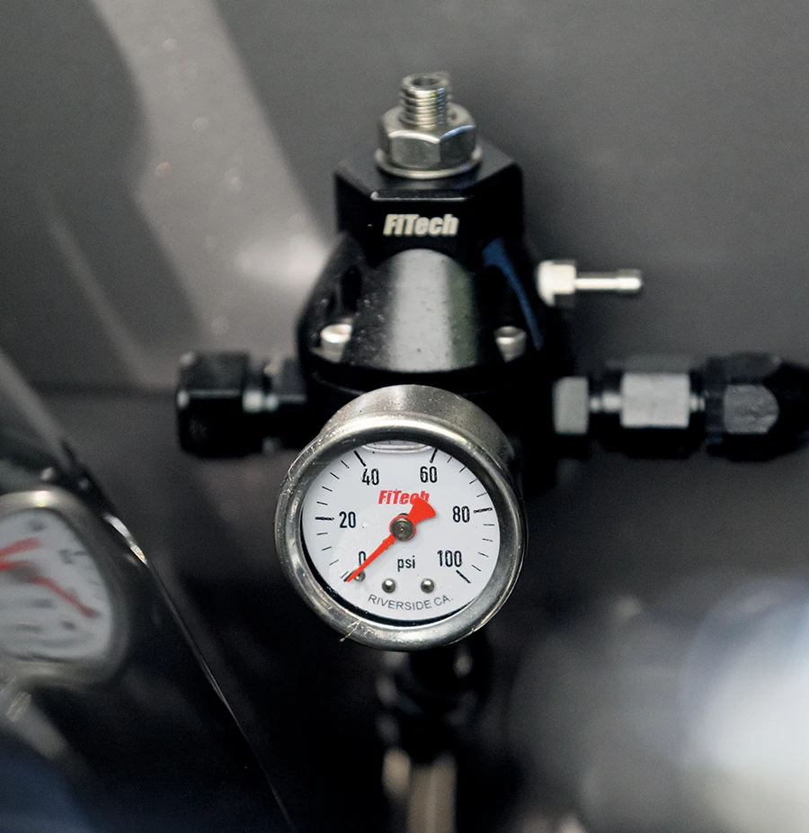1969 Chevelle FiTech fuel pressure regulator gauge Riverside California