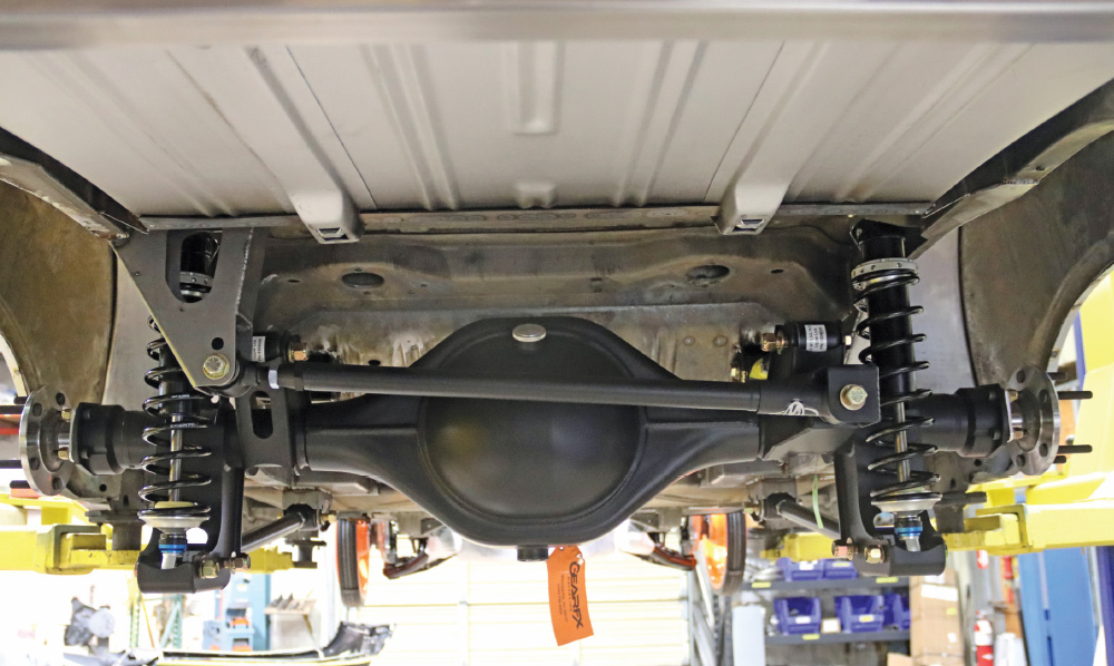 rear suspension and axle assembly